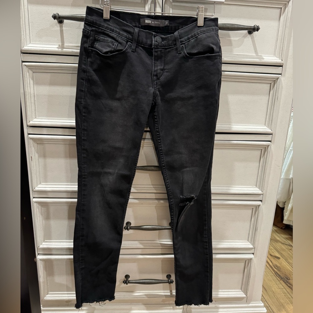 Levi’s Washed Black Skinny Ankle Jeans 524 Size 3 Low Rise